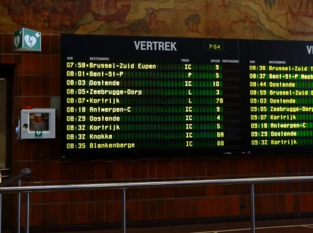 we nemen de trein van 8u18 naar Antwerpen